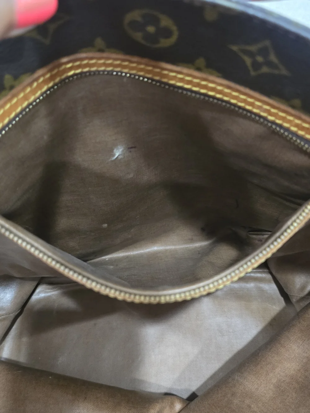 Louis Vuitton GM Monogram Canvas Tote